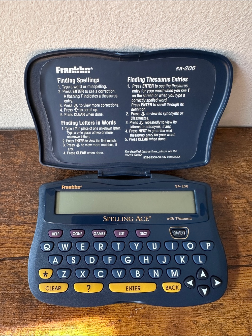 Franklin Spelling Ace SA-206 Handheld Electronic Dictionary Thesaurus Word Games